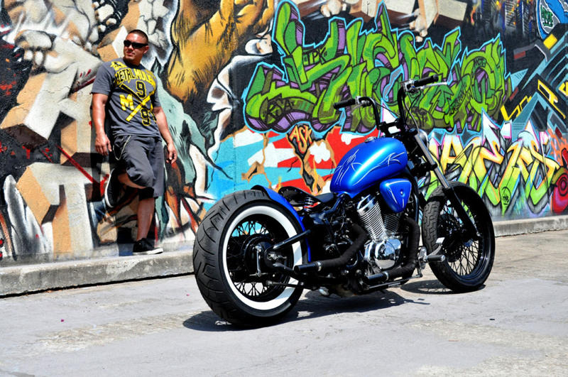 CANDY BLUE SATIN BOBBER HOUSTON RETRO BOBBERS