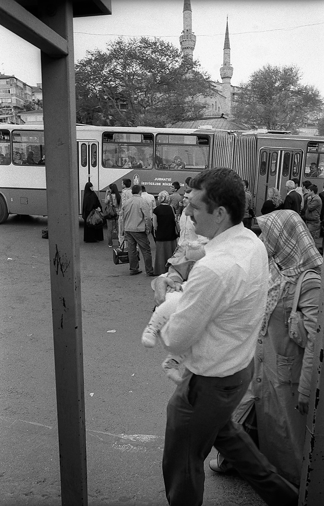 Istanbul Pease mind your head
