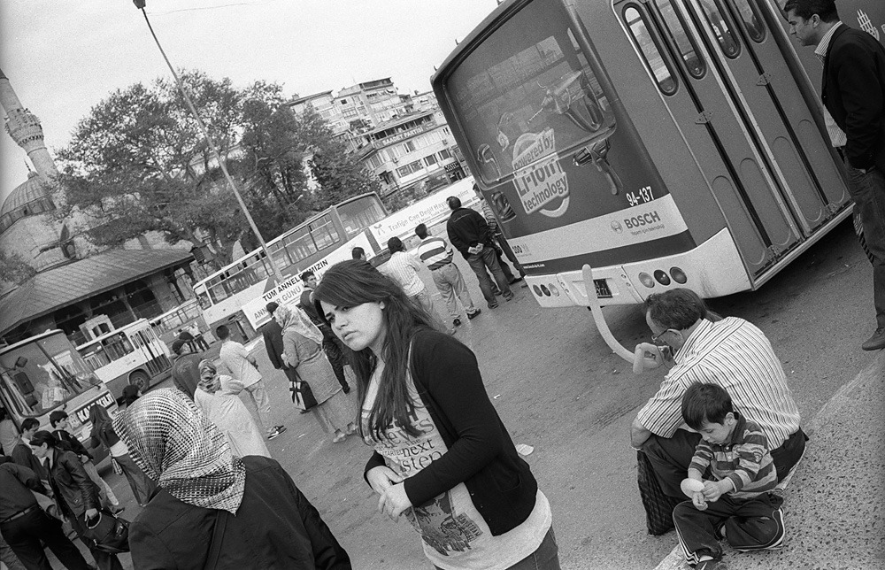 Istanbul Pease mind your head