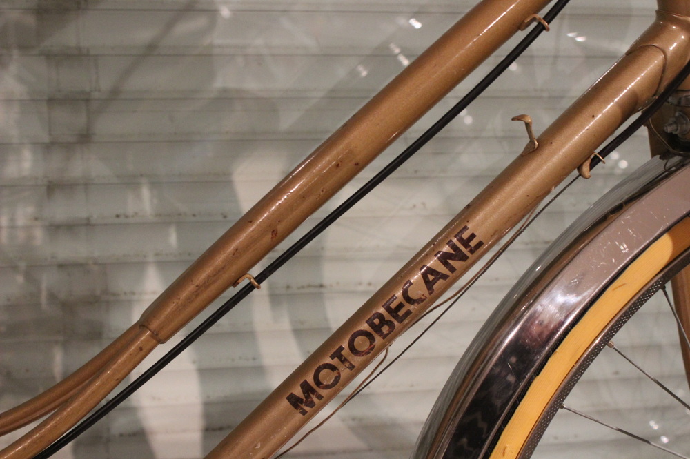 Vélo de ville Motobécane années 60 - Brocante en ligne