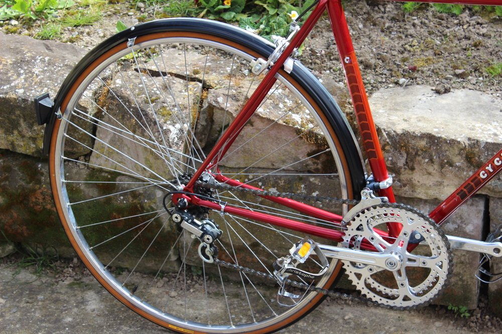 Vélo de Course Vintage Randonneuse Gitane la grange aux vélos