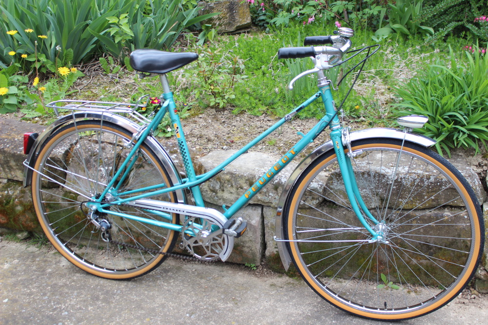 Vélo Vintage Dame Peugeot état Proche du Neuf la grange aux vélos