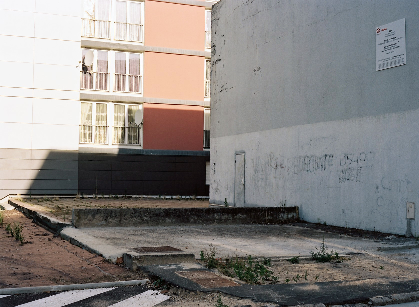 Les Carreaux, VilliersleBel Habité(e)(s)