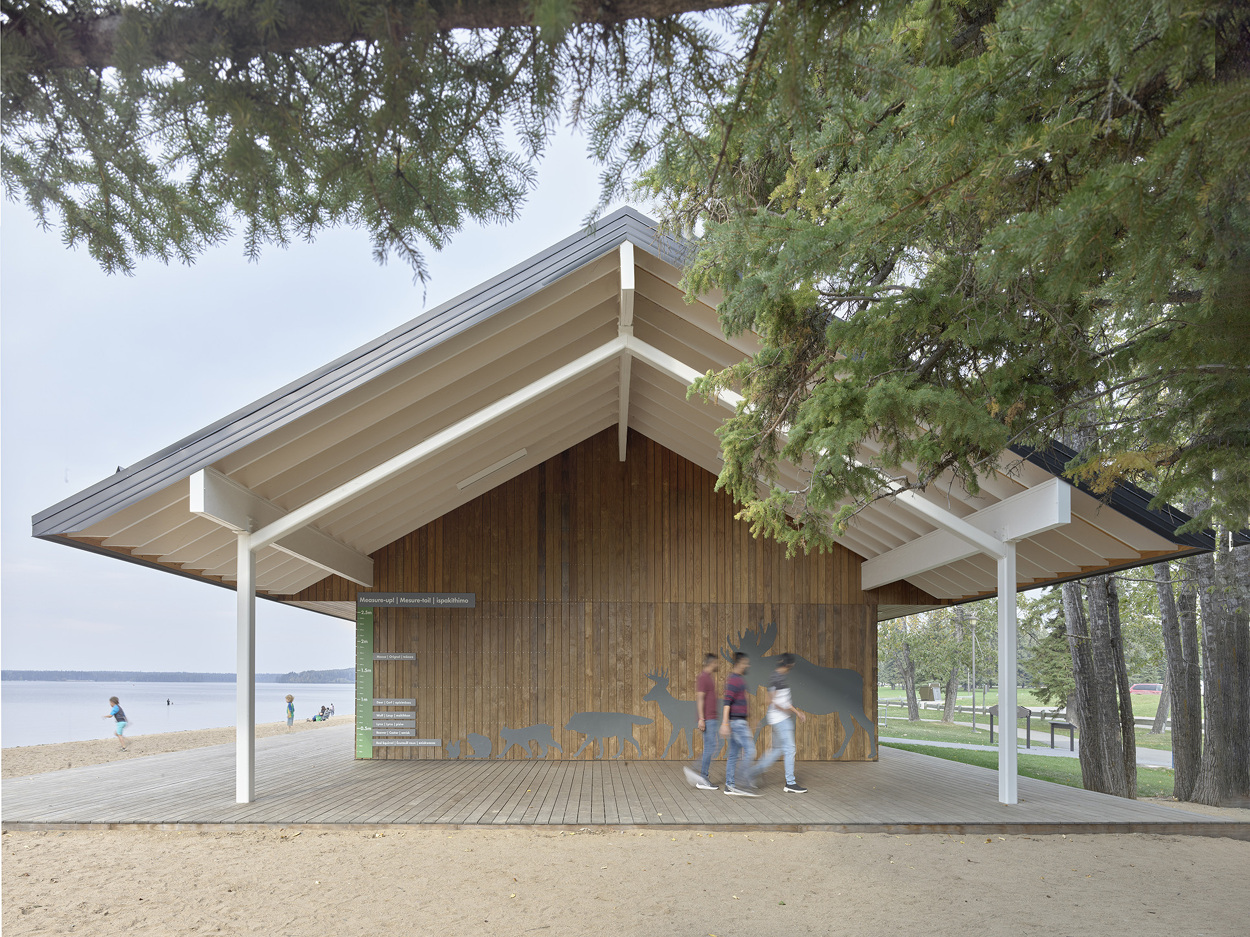 Waskesiu Beach House 1x1 architecture