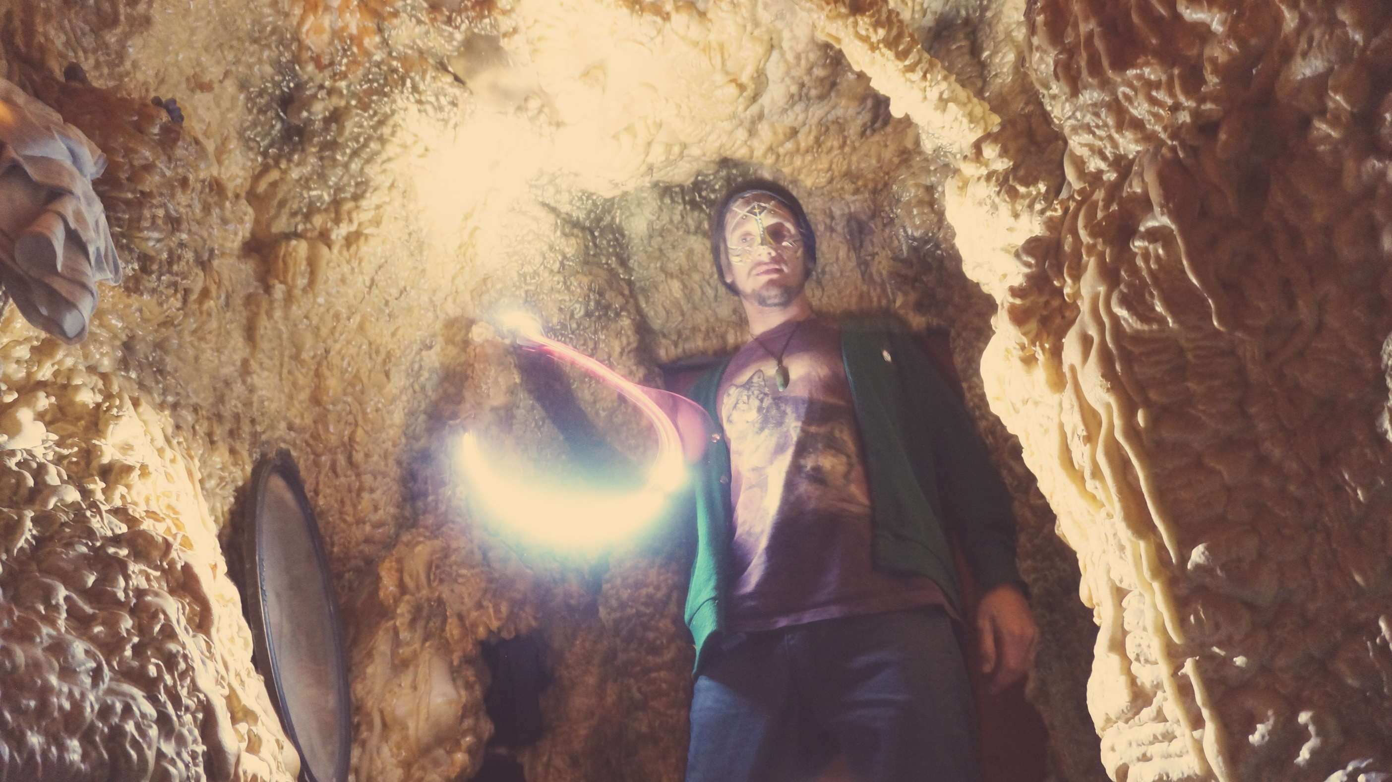 Mobile cave celeste byers