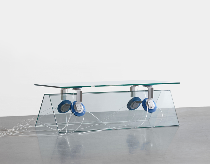 Vacuum Bench par l’artiste LI Kebei, 2017