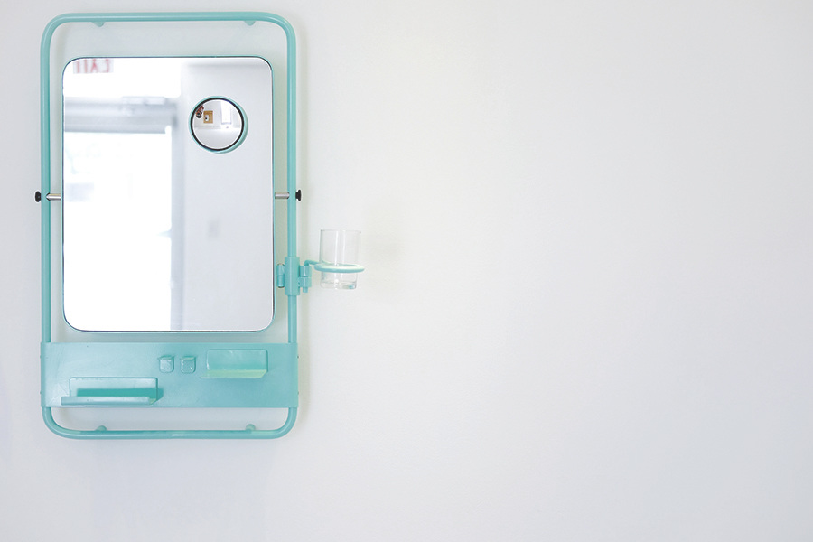 TESIMAL_MIRROR - Doel Fresse | Design