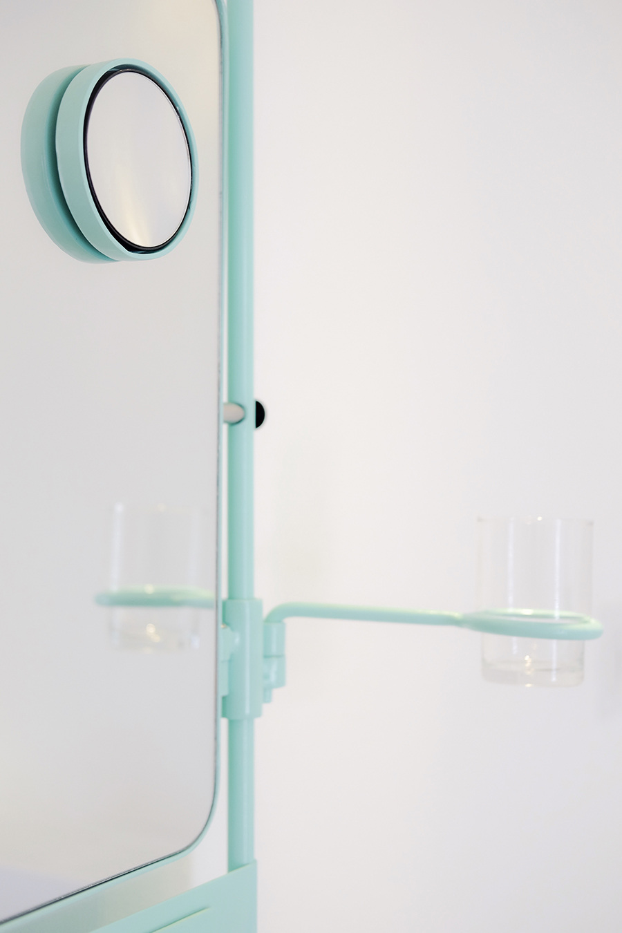 TESIMAL_MIRROR - Doel Fresse | Design