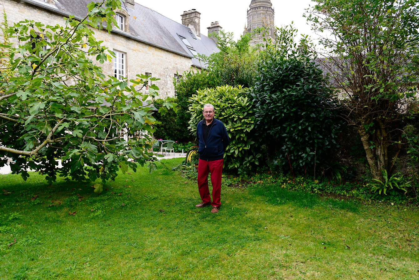 Gilles Perrault Portrait Ranadeva