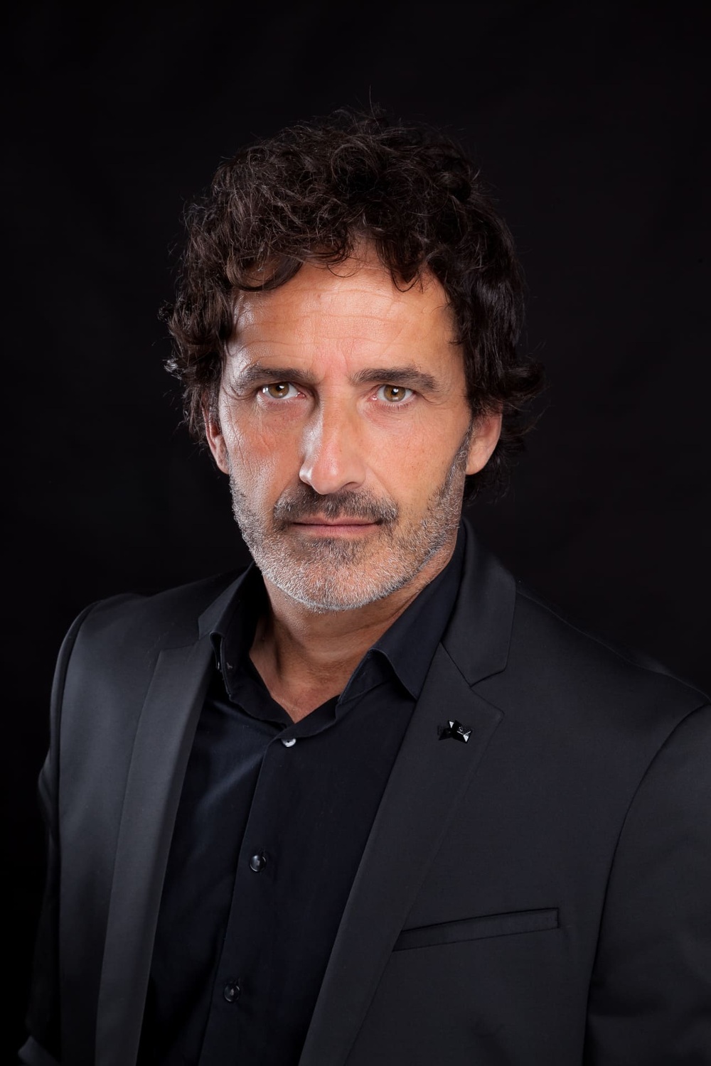 Iñigo Larrinaga Loinaz Representación