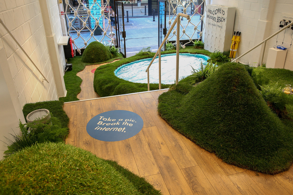 Lidl Mussel Beach Jim Dow