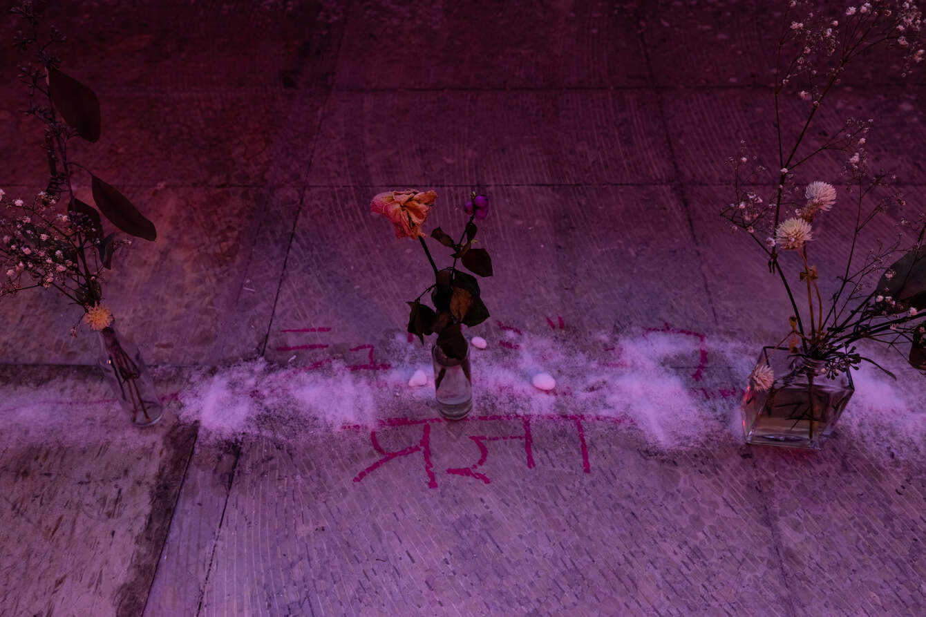 カスタムソングリリックシャツまたはセーターパーソナライズデザイン - テキスト引用またはグラフィック -  カスタマイズ可能なコンサートアパレルJessie Murph Inspired Hysteria - Etsy 日本, image size:1340x893