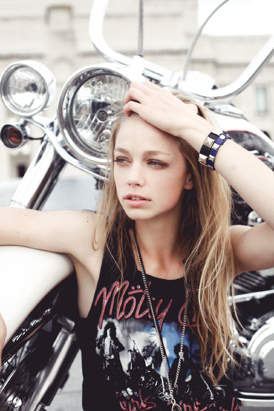 Laura Nicholson for Slang Laura AllardFleischl Photographer UK