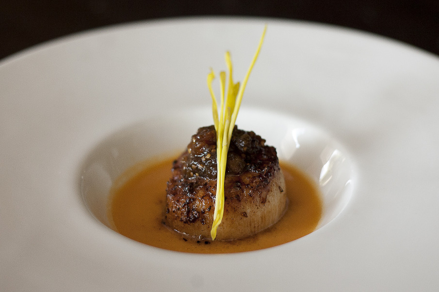 Pan Seared Scallop Fennel Seed Tomato Jam Sylva Senat Modern