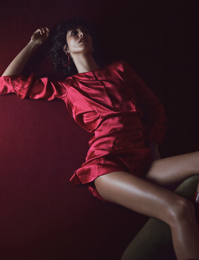 VOGUE PARIS - FIL ROUGE - GREGORY HARRIS PICTURES