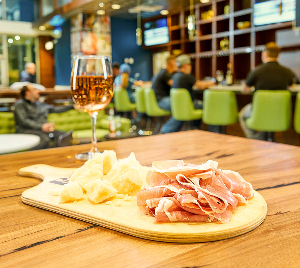 Brasserie Honoré Restaurant Kanan F. Whited IV