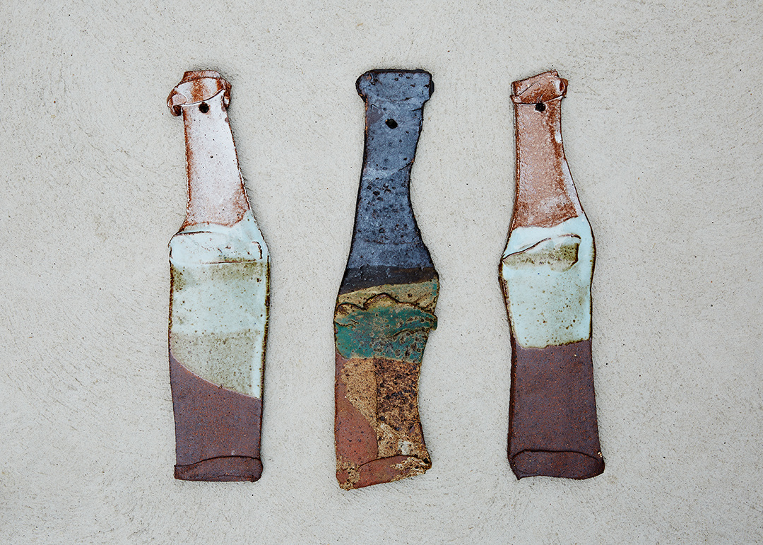 TEN GREEN BOTTLES SITTING ON THE WALL Valerie Restarick