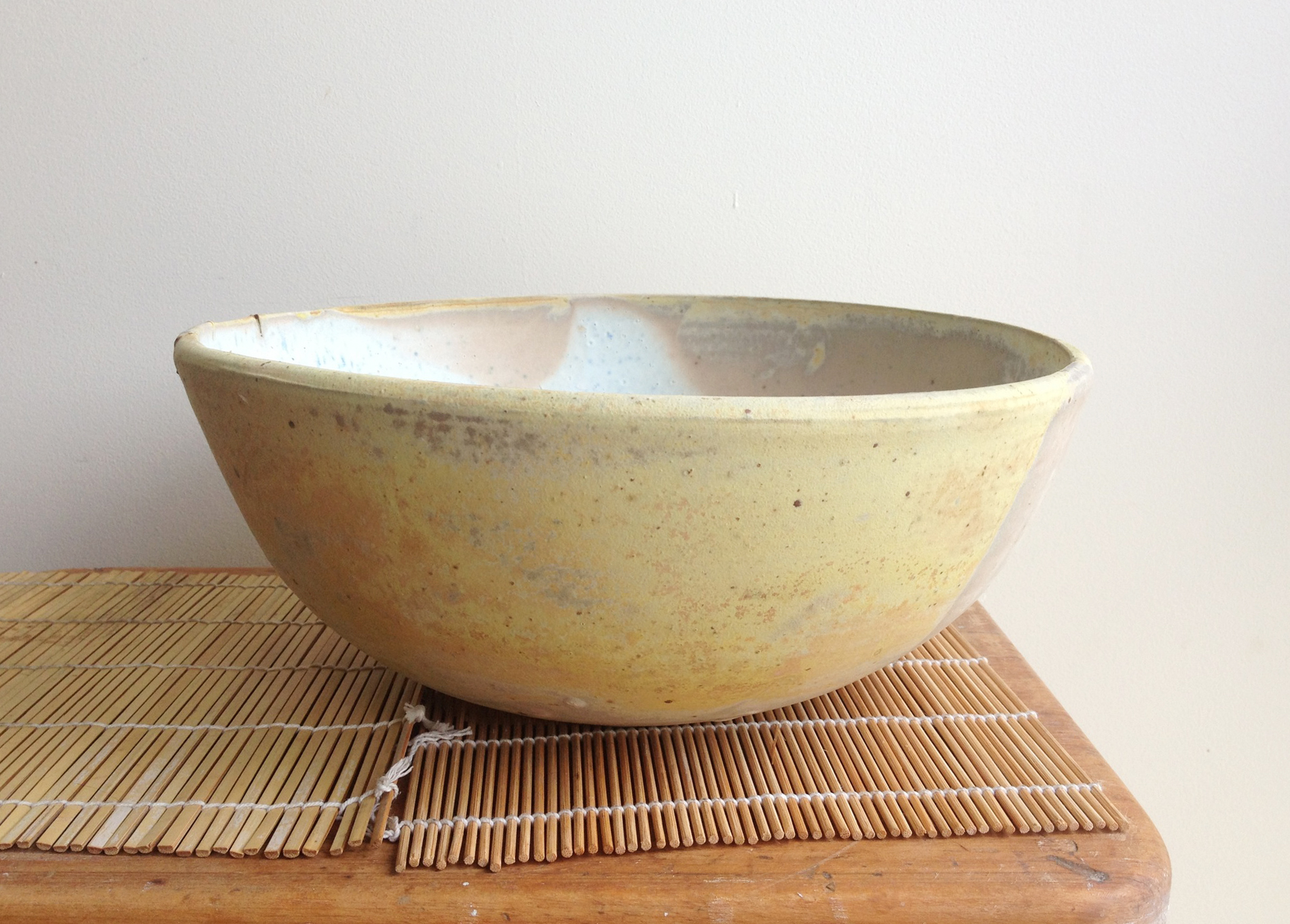 PLATES & BOWLS Valerie Restarick